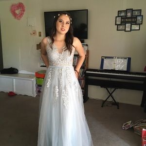 Meet your Posher, Alana-makel